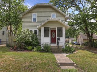 472 Hubbard St NE, Grand Rapids, MI 49525