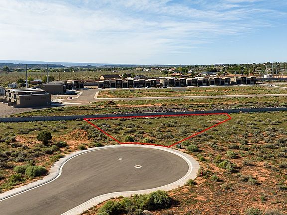 2nd image of Tocho Cir