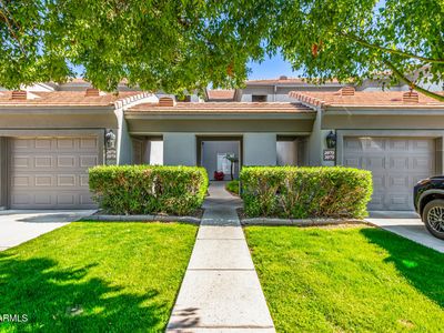 7401 W ARROWHEAD CLUBHOUSE Drive #2079, Glendale, AZ, 85308