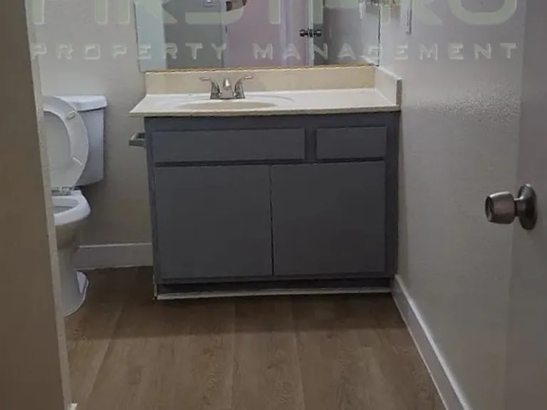 1204 W Gardena Blvd #Z — Photo 7