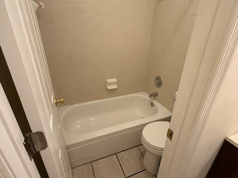 1108 Greentree Ct #C — Photo 21