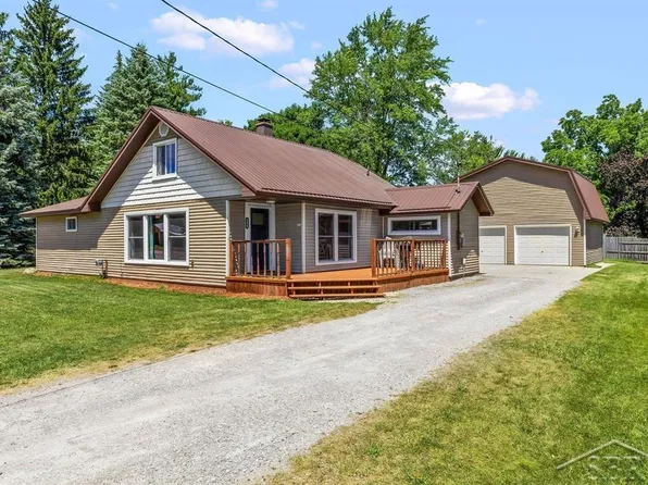 206 W Railway St, Coleman, MI 48618