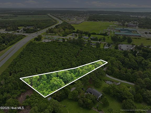 3rd image of 202 Mason Lane