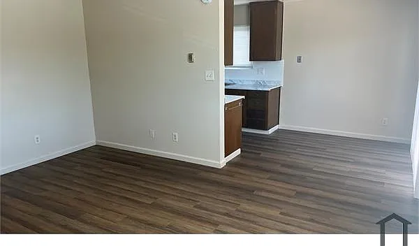 2 bed, 950 sqft, $2,275 — Photo 4