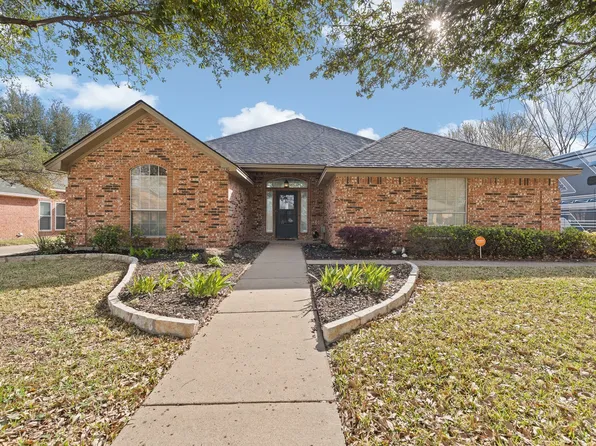 7336 Century Dr, North Richland Hills, TX 76182