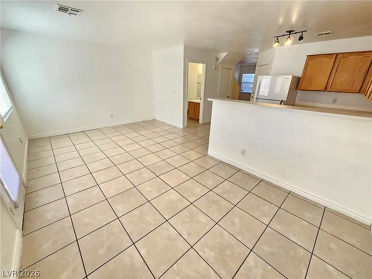 2521 Sierra Luna Ave #101 — Photo 3