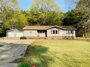 122 Azalea Ln, Starkville, MS 39759