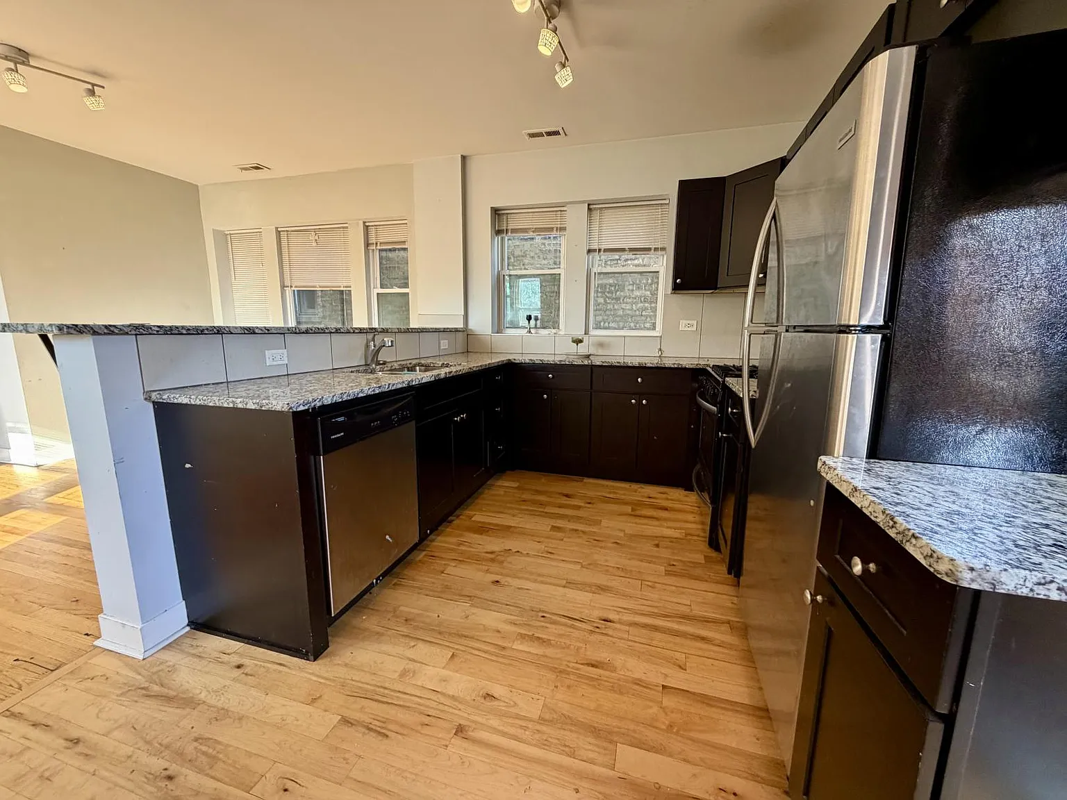 4117 West Lawrence Avenue #2 — Photo 2