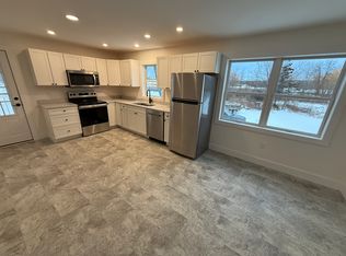 7 South St #1, South Hero, VT 05486