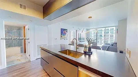 1750 N Bayshore Dr #2803 — Photo 8