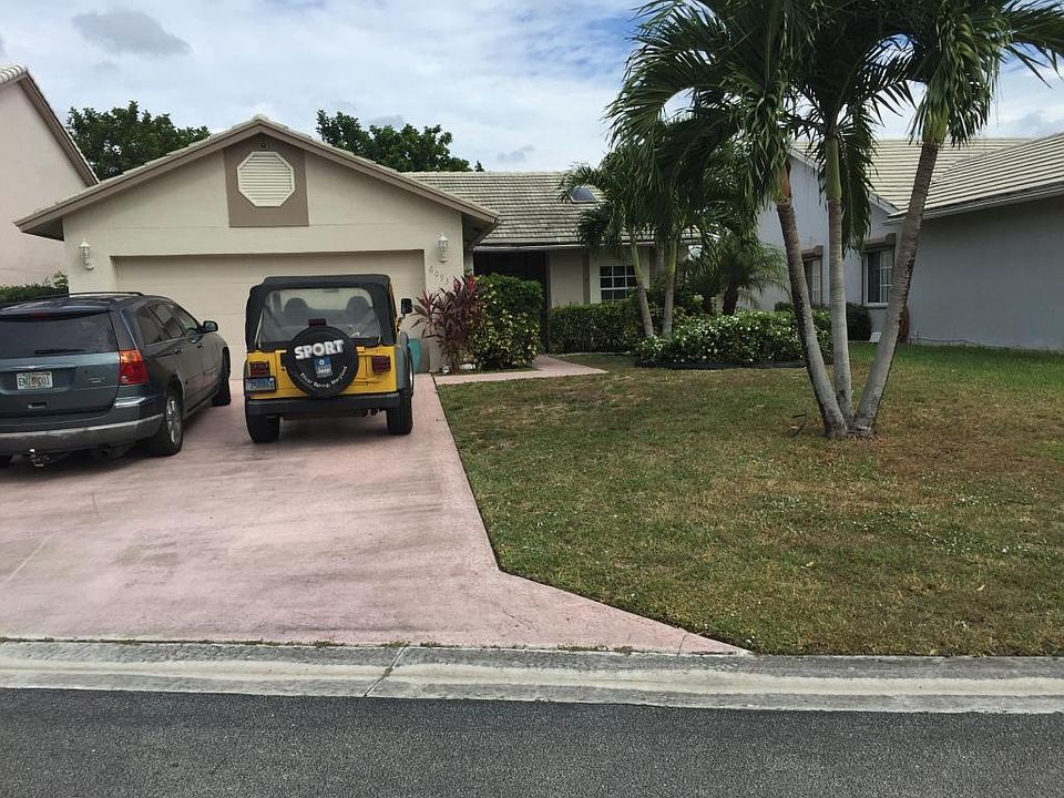 2nd image of 6093 Strawberry Lakes Cir