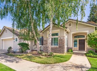 3760 Grand Point Ln, Elk Grove, CA 95758