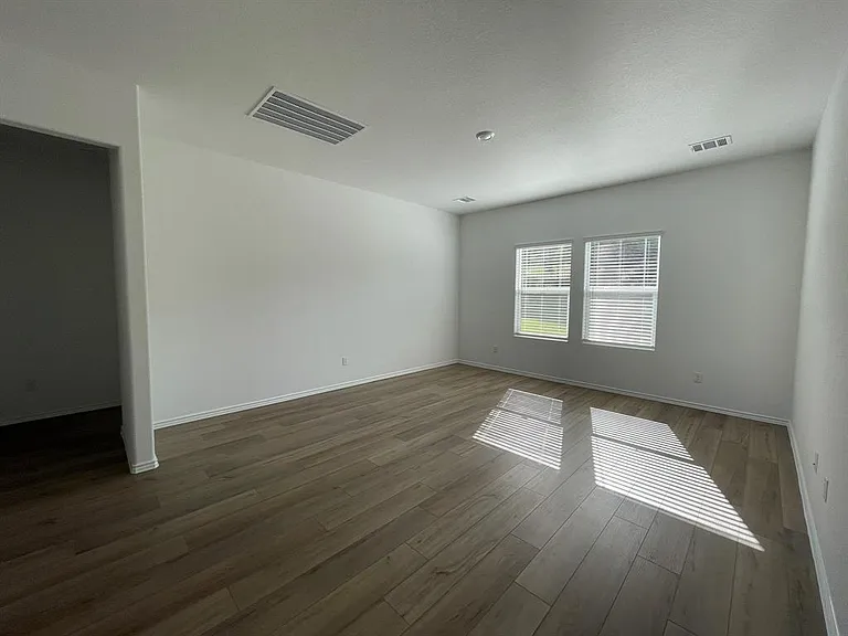 2113 Four Waters Loop — Photo 5