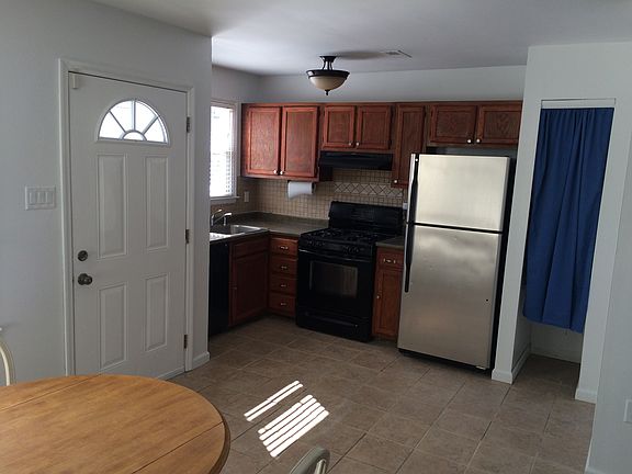 Kitchen and eating area