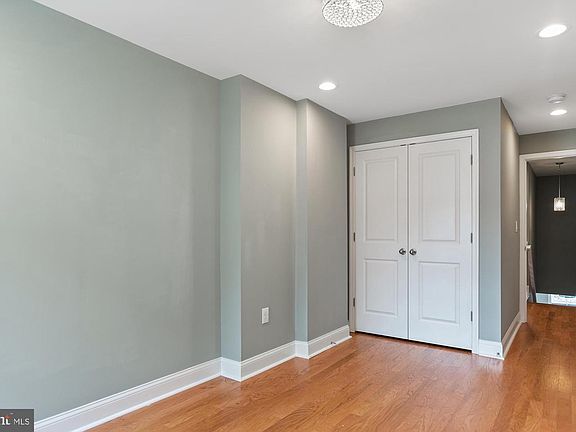 5th image of 1429 Federal St