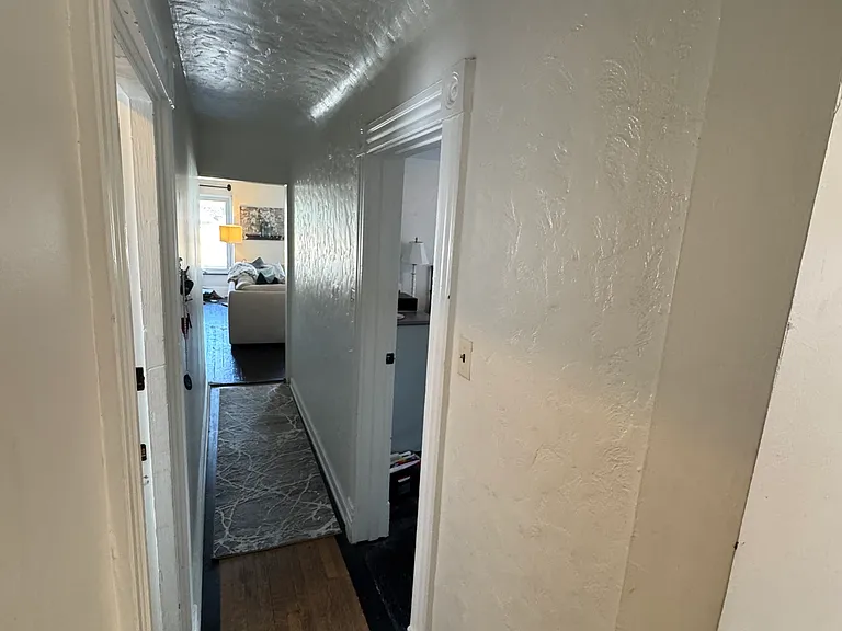 327 S Highland Ave #3 — Photo 8