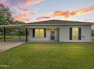 1110 Poydras Pl, Breaux Bridge, LA 70517