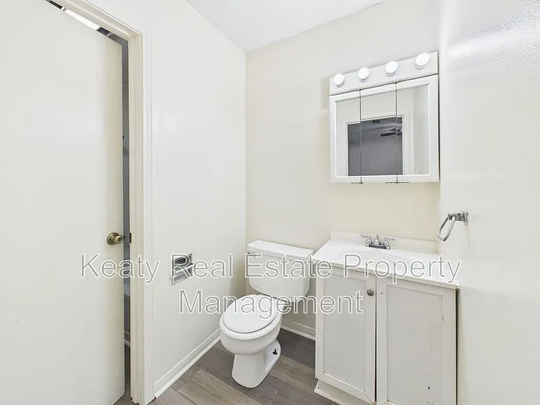 110C Country Ln — Photo 19