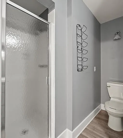 215 Woodsboro Dr — Photo 13