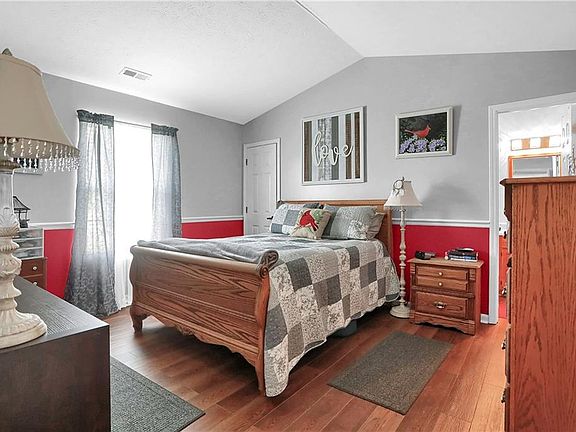 5th image of 7856 Jaclyn Dr
