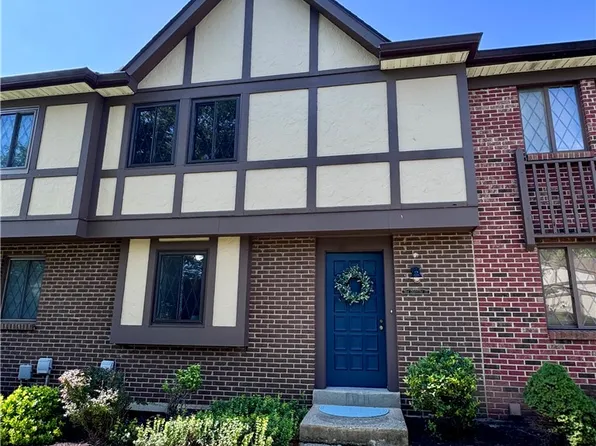 7488 Graystone Ct #203, West Chester, OH 45069
