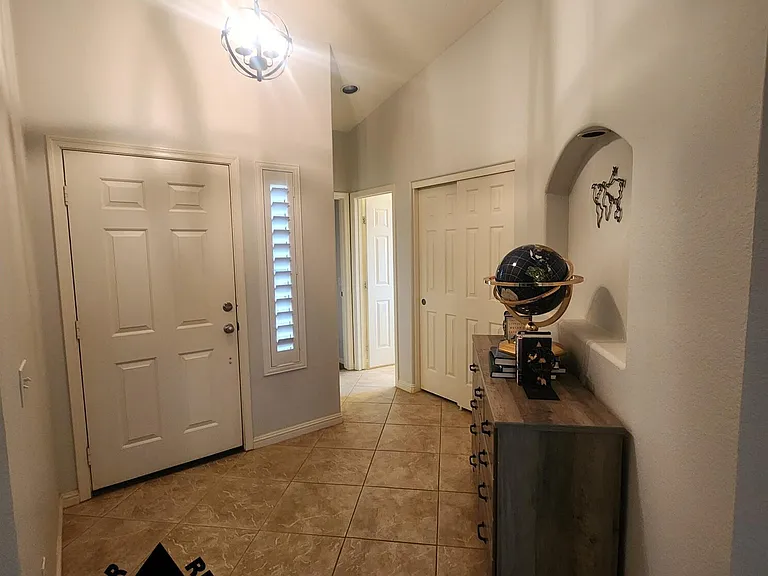 14750 W Avalon Dr — Photo 6