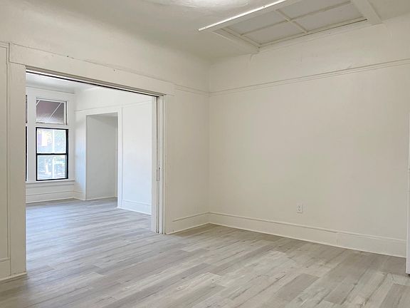 2nd image of 405 E Santa Clara St #B