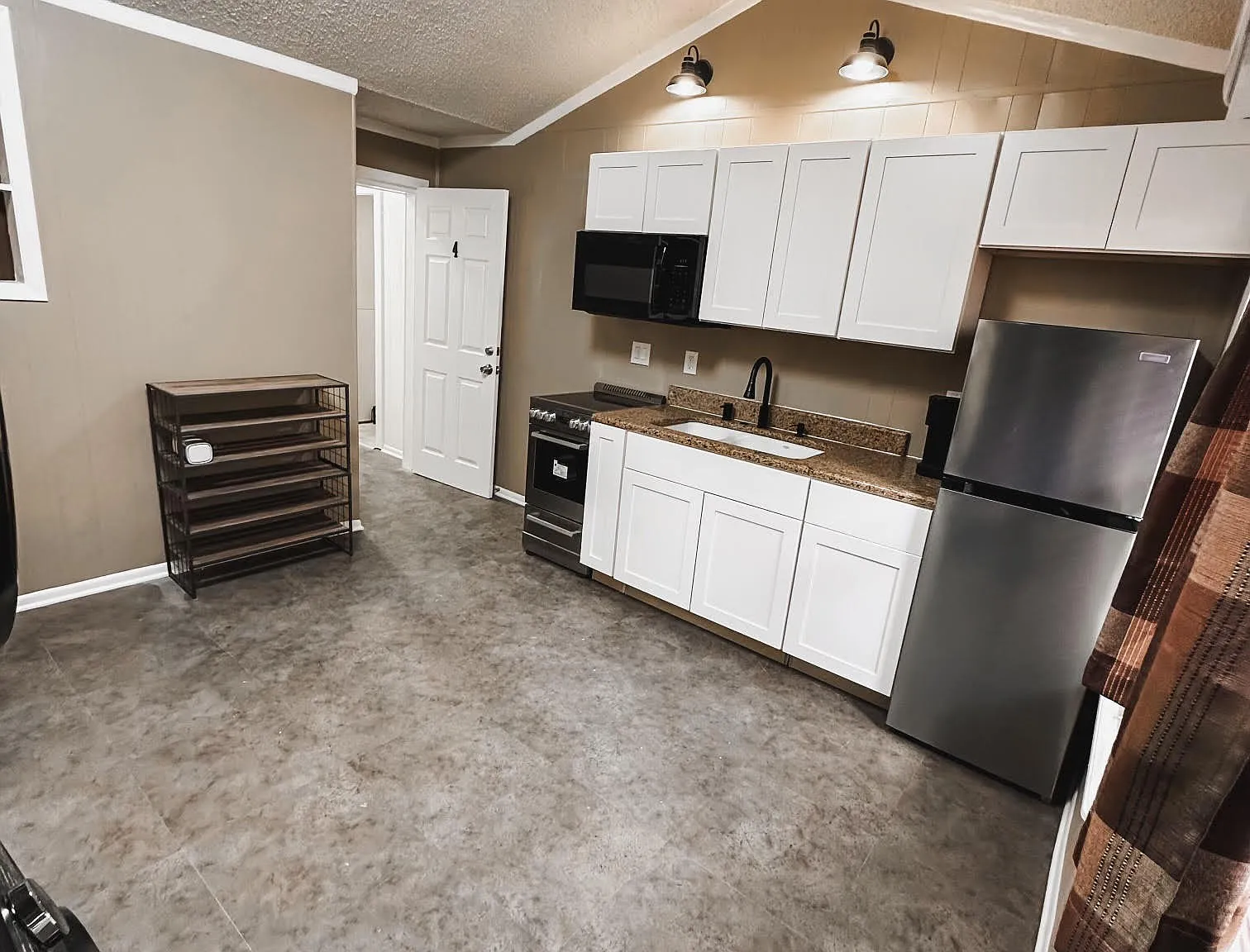 4304 San Juan Ave — Photo 1