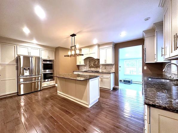 (undisclosed Address)