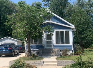 610 E Mill St, Bloomington, IL
