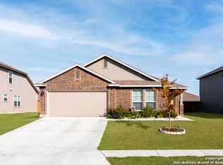 1544 Birmingham Dr, Seguin, TX 78155
