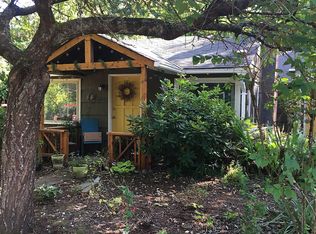 8443 SW 52nd Ave, Portland, OR 97219