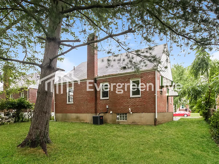 6923 Gloria Dr — Photo 15