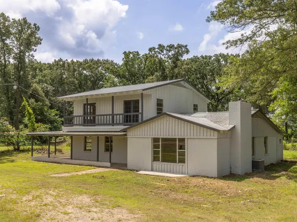 337 County Road 4130, New Boston, TX 75570
