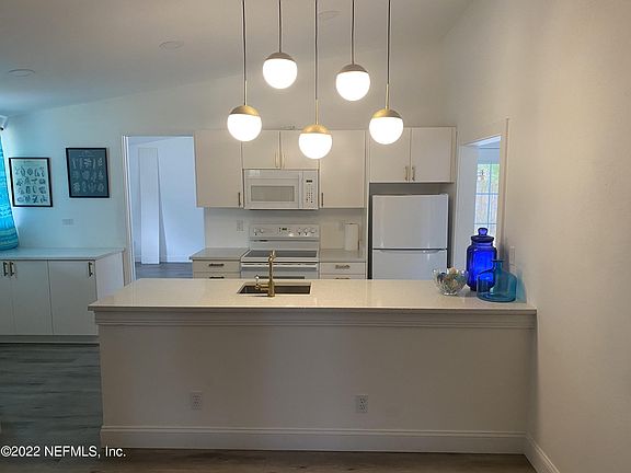 2nd image of 6221 Sprinkle Dr N