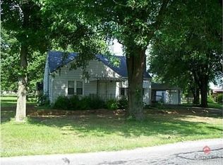 1914 Amos Rd, Shelbyville, IN 46176