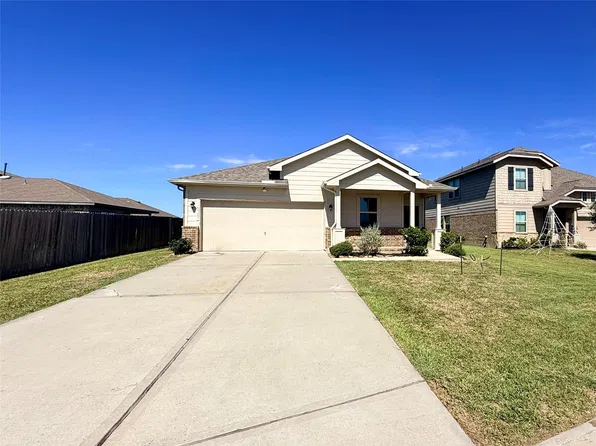 14727 Sweetwater Dr, Baytown, TX 77523