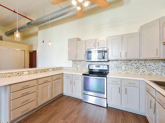 2nd image of 801 Broadway Ave NW APT 446