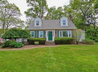 166 Commonwealth Ave, Attleboro, MA 02703