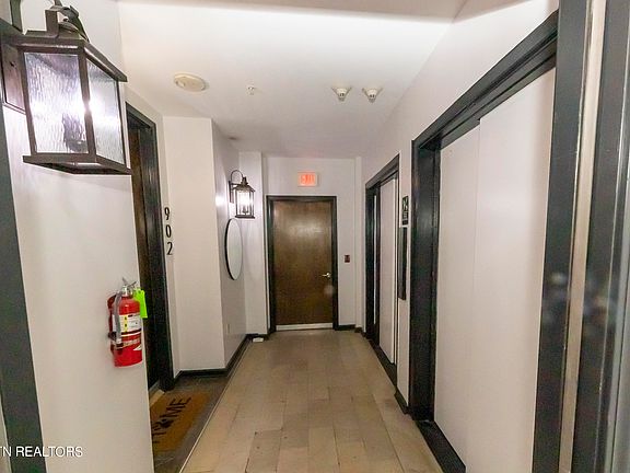 3rd image of 602 S Gay St Suite 901
