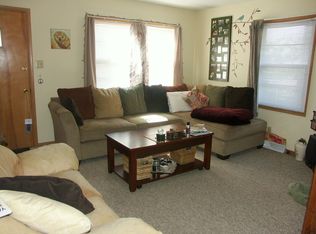 338 E Church St UNIT 1, Utica, IL 61373