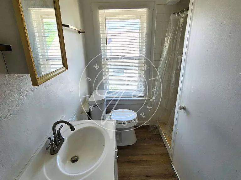 823 Custer Dr — Photo 12