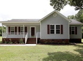 215 Sherman Rd, Fuquay Varina, NC 27526