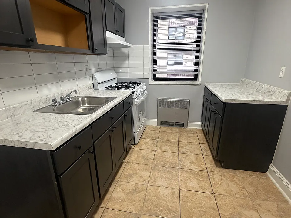 54 S Munn Ave #2B