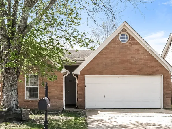 1651 Thomas St, Horn Lake, MS 38637