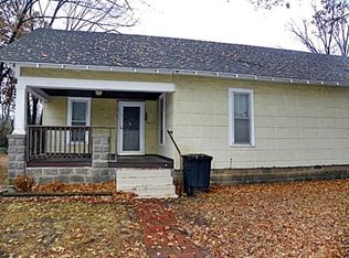 120 W Carlton St, Frontenac, KS 66763