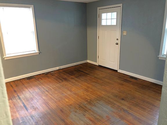Living Room, hardwood flooring