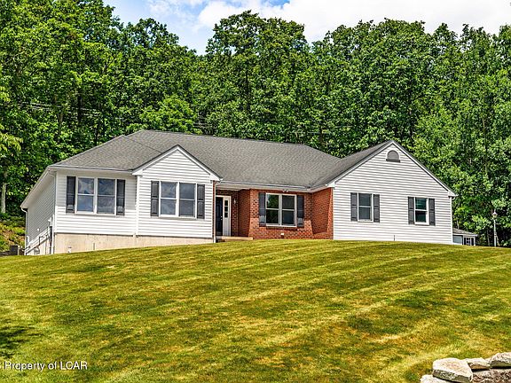 2nd image of 14 Autumn Fern Ct