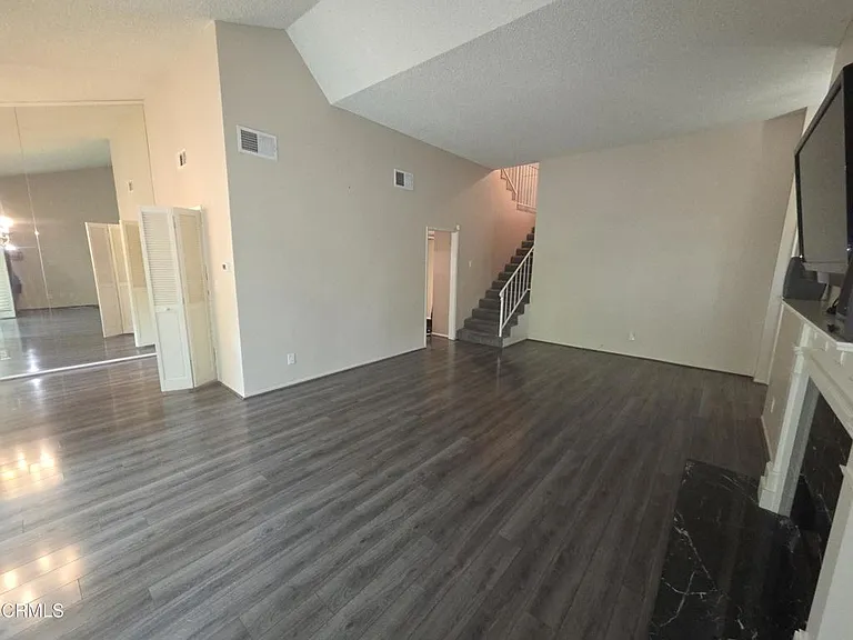204 Cordova St — Photo 4
