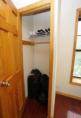 Rented by Universal Realty Group | media 16